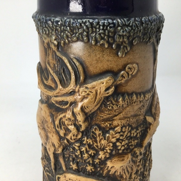 Antique German Beer Stein~Lidded~Animal Relief~ - Picture 4 of 8